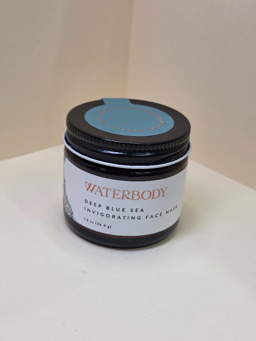 Waterbody deep blue sea invigorating face mask